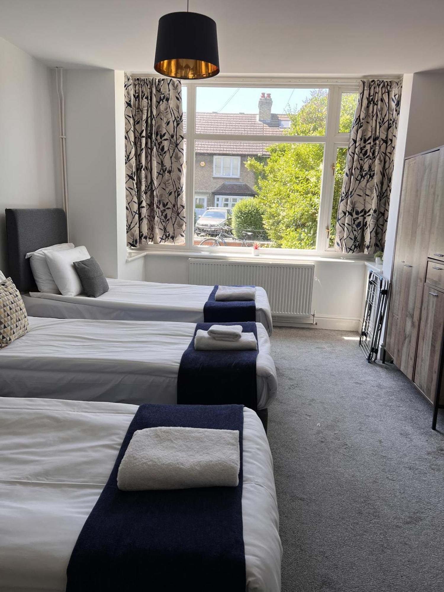 North Cambridge Guesthouse By Payman Club Экстерьер фото